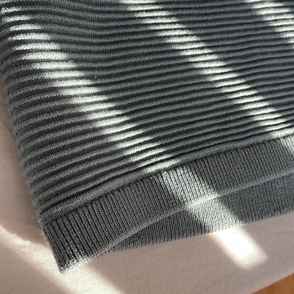 Aritzia Babaton teal blue ribbed knit tank size S - Picture 8 of 8